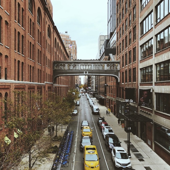 Meet your Posher, Emma - Picture 1 of 1